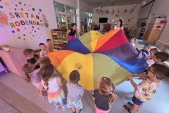 IMG-b75b6f5dc01dc9a94707749b52ddbc72-V_1067x800