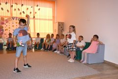 IMG-adf23d12a7a7401cc2d0961c870e1235-V
